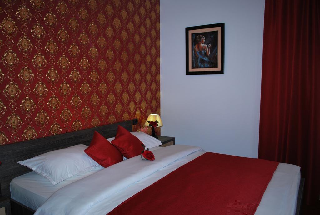 Harmonie Radauti Hostel Rom bilde